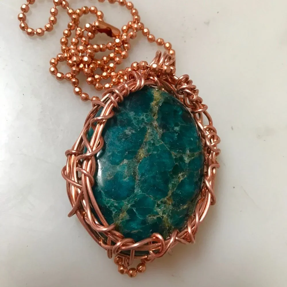 Genuine Blue Apatite Untreated Gemstone Solid Copper Pendant Necklace Handmade - Picture 6 of 10